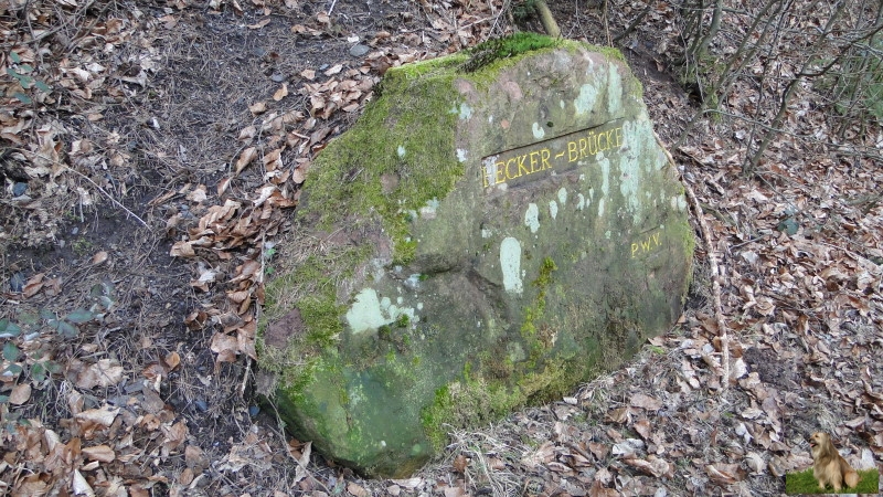 Ritterstein Nr. 251-03 Hecker-Brücke.JPG - Ritterstein Nr.251 Hecker-Brücke